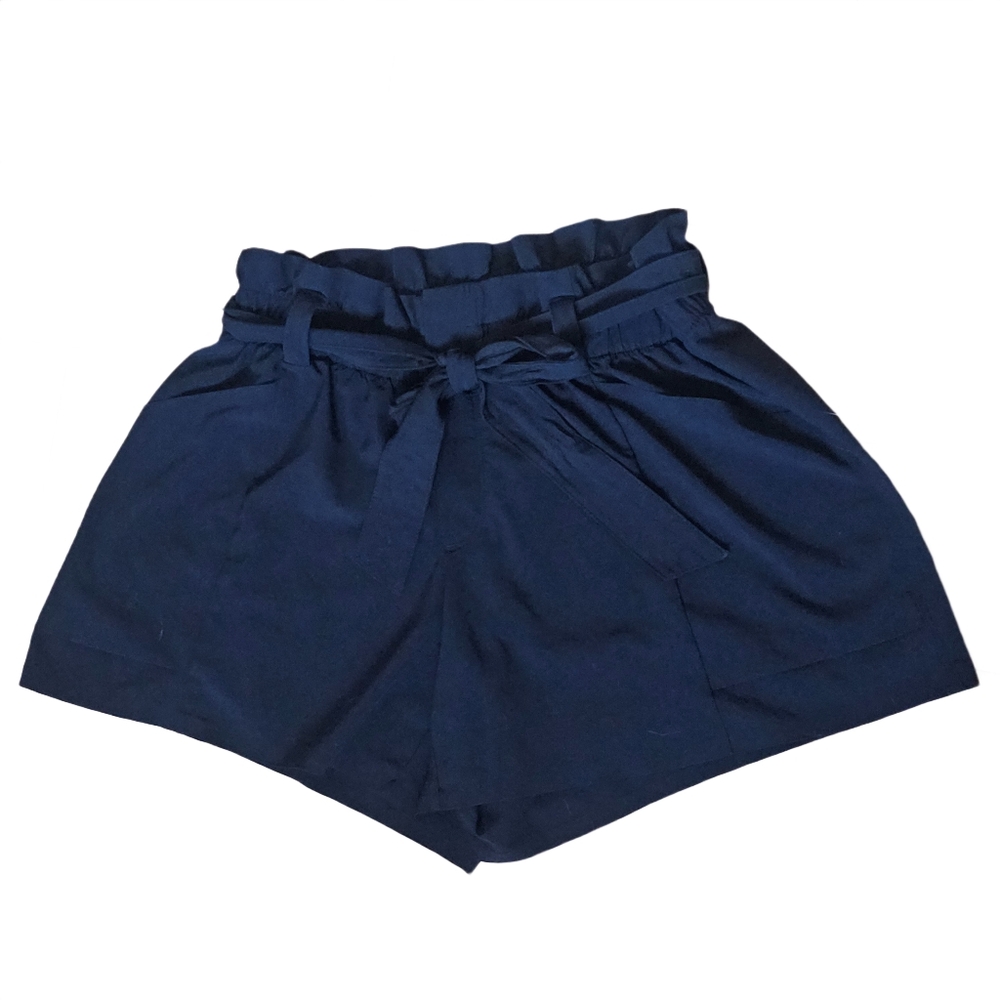 Athleta Black High Rise Paperbag Waist Tie Shorts Size 8